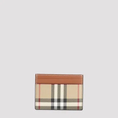 Burberry Sandon Credit Card Case In Brown