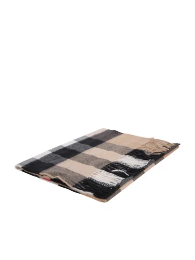 Burberry Scarf In Archivebeige
