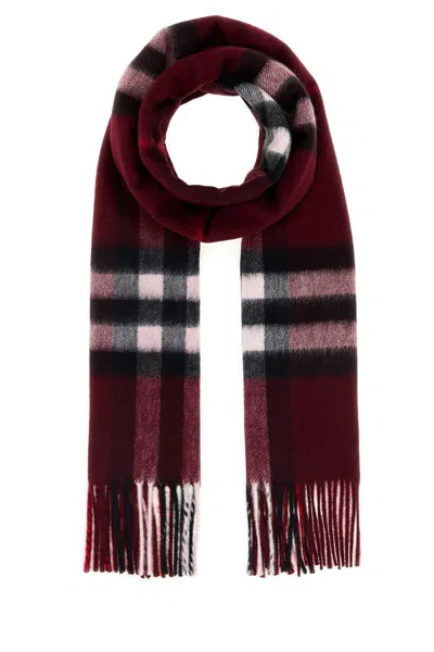 BURBERRY BURBERRY SCARVES AND FOULARDS