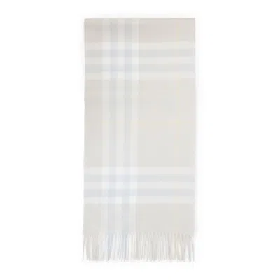Burberry Giant Check Scarf Unica In Neutral
