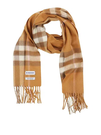 Burberry Luxurious Cashmere Scarf For Women In Pattern