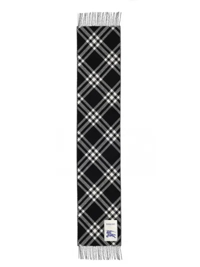 Burberry Sciarpa In Cashmere Check In Pattern