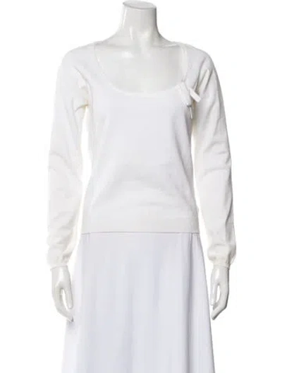 Pre-owned Burberry Scoop Neck Sweater In White