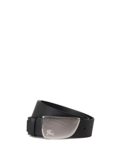Burberry Shield Equestrian Knight Motif Belt In Polished Metal Buckle With Engraved Equestrian Knight Design Emblem.