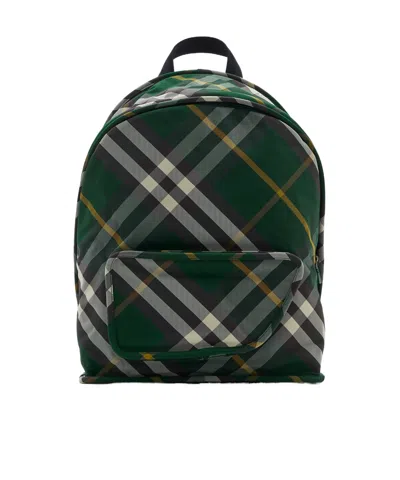 BURBERRY BURBERRY SHIELD VINTAGE CHECK ZIPPED BACKPACK
