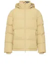 Burberry Detachable Sleeve Nylon Puffer Jacket In Flax Sand Check