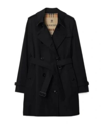 Burberry Short Kensington Heritage Trench Coat In Black