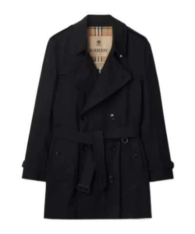 Burberry Short Kensington Heritage Trench Coat In Black