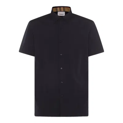 Burberry Short Sleeved Buttoned Shirt In A1222