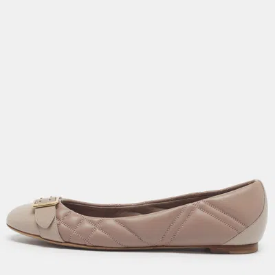 Pre-owned Burberry Size 38 Taupe Quilted Leather Buckle Detail Ballet Flats In Sand