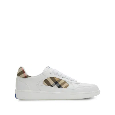 Burberry Sneaker In White