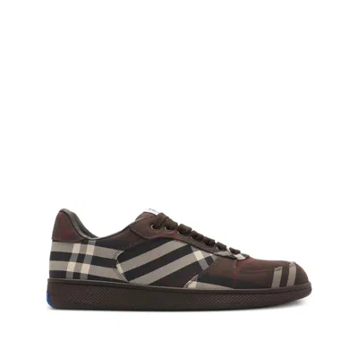 Burberry Sneakers In Brown