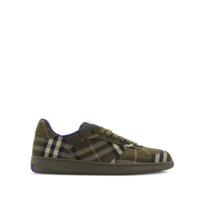 Burberry Sneakers In Green