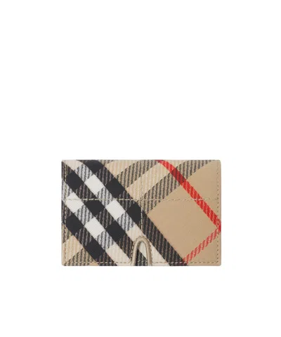 Burberry Snip Check Snap Card Holder In Nude