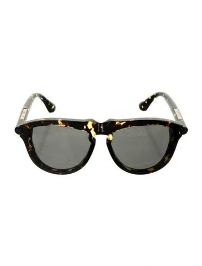 Pre-owned Burberry Square Tinted Sunglasses In Black