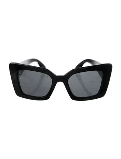 Pre-owned Burberry Square Tinted Sunglasses In Black