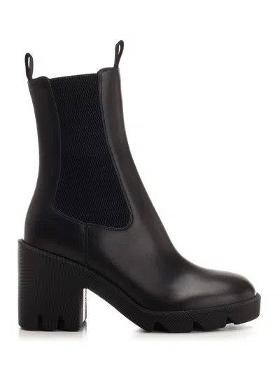 Burberry 85mm Lf Stride Leather Chelsea Boots In Black