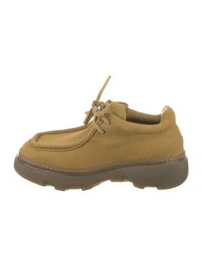 Pre-owned Burberry Suede Oxfords In Brown