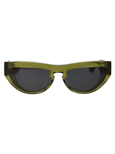 Burberry Cat Eye Sunglasses 0 Be4422 U 411887 In 411887 Green