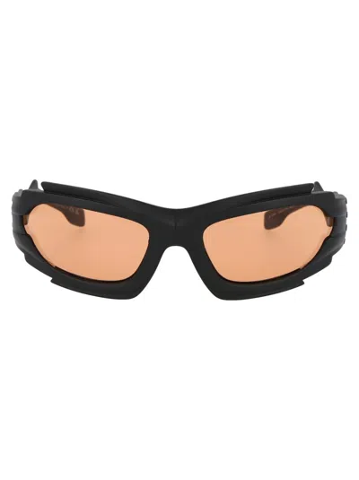 Burberry Sunglasses In 346474 Black
