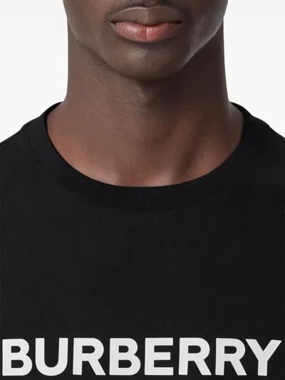 Burberry T-shirt Con Stampa In Black