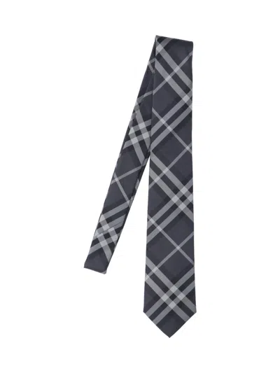 Burberry Tartan Tie