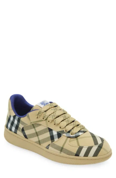 Burberry Checkered Print Low-top Sneakers In Lichen Ip Check