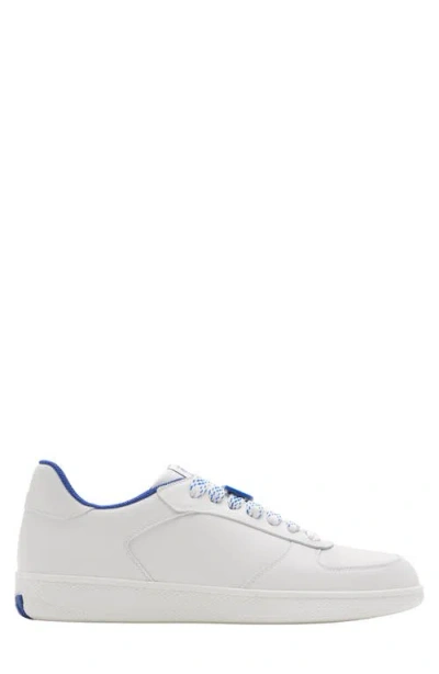 Burberry Terrace Leather Low-top Sneakers In White