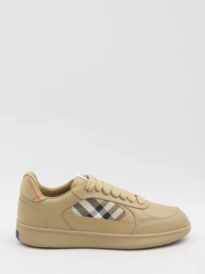 Burberry Terrace Sneakers In Gold