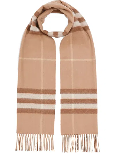 Burberry The Classic Check Cashmere Scarf In Mid Camel