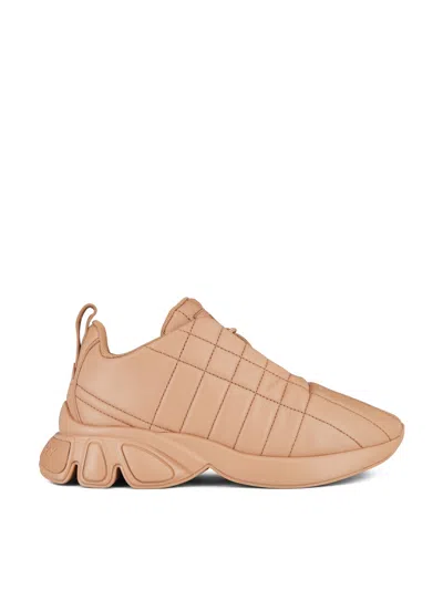 Burberry Tnr Classic Quilted Sneakers In Tan