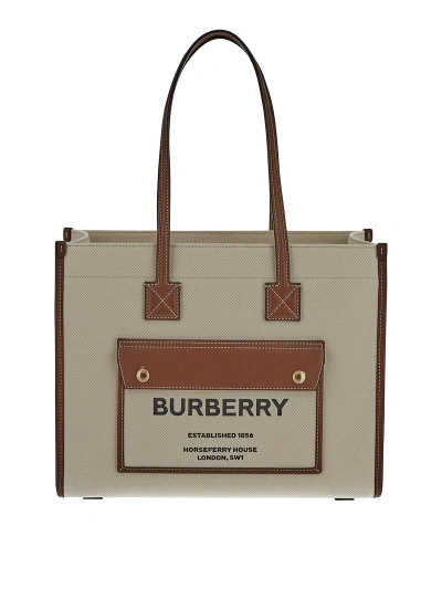 Burberry Tote In Cream