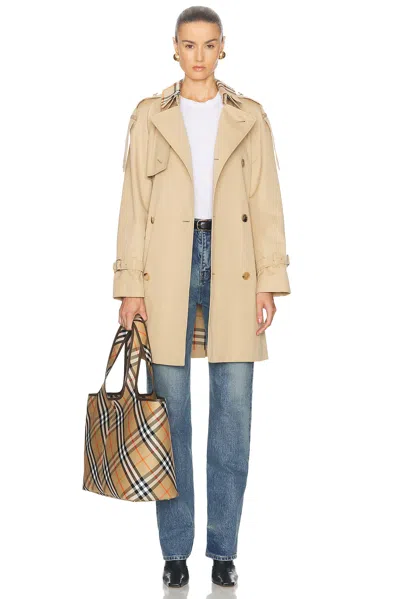 Burberry Trench Coat In Flax