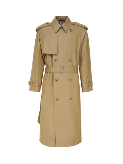 Burberry Heritage Kensington Trench Coat In Yellow