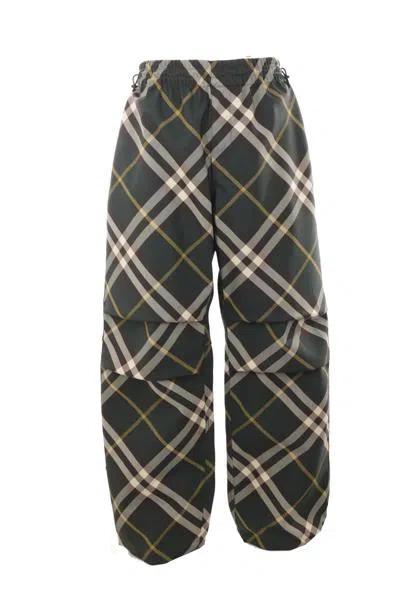 Burberry Trousers In Ivy Ip Check
