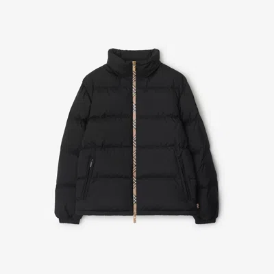 Burberry Two-way Zip Packable Hood Coat With Side Zip Pockets And Drawstring Hem In Nero