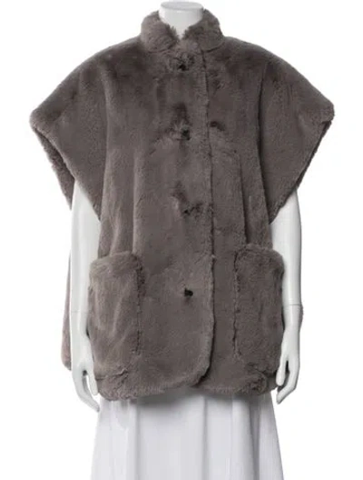 Pre-owned Burberry Vest In Gray