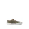 Burberry Tnr Jack Low Sneakers In Neutral