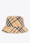 Burberry Check Ekd Bucket Hat In Beige