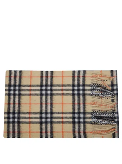 Burberry Vintage Check Cashmere Scarf In Sand