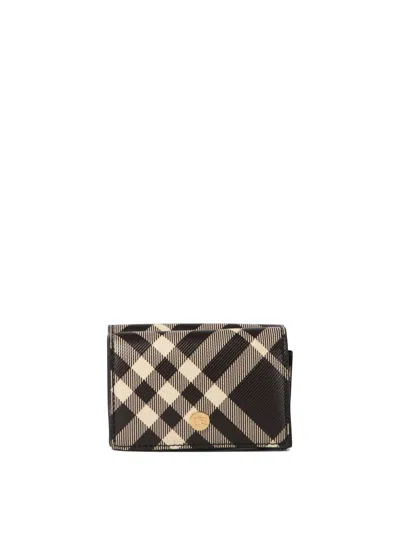 Burberry Vintage-check Folded Compact Wallet In Black