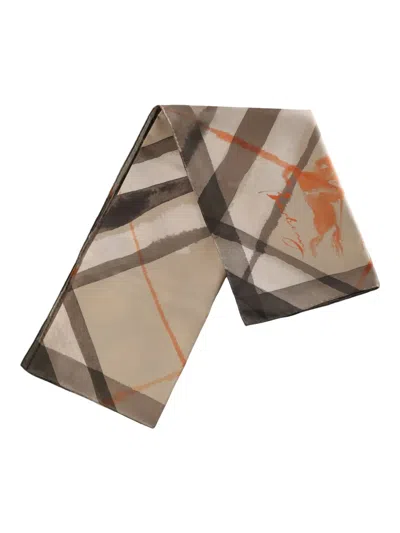 Burberry Vintage Check Scarf In 中性色