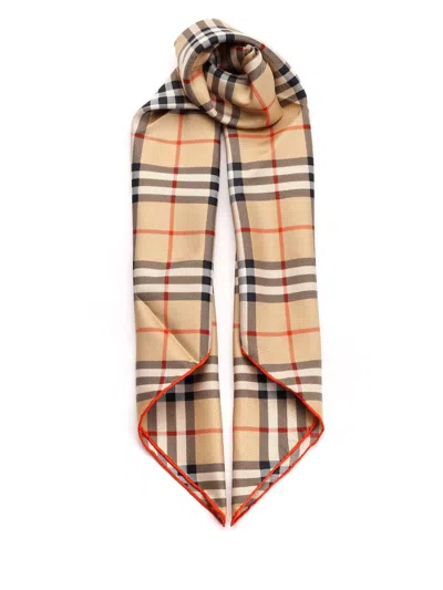 Burberry Vintage Check Scarf In Brown