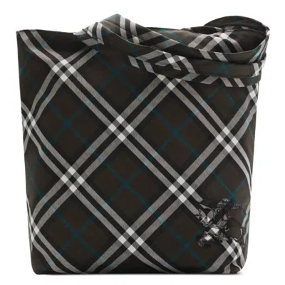 Burberry Vintage Check Snug Tote Bag In Multi