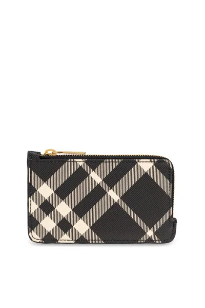 Burberry Vintage Check Zipped Wallet In Black