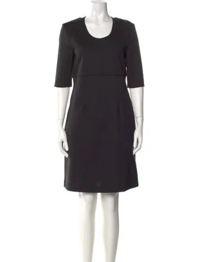 Pre-owned Burberry Virgin Wool Knee-length Dress In Black