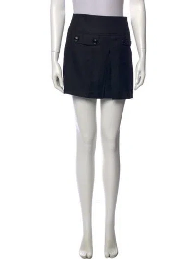 Pre-owned Burberry Virgin Wool Mini Skirt In Black