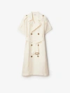 Burberry Waist Belted Short Sleeves Epaulettes Lapels In Pelican
