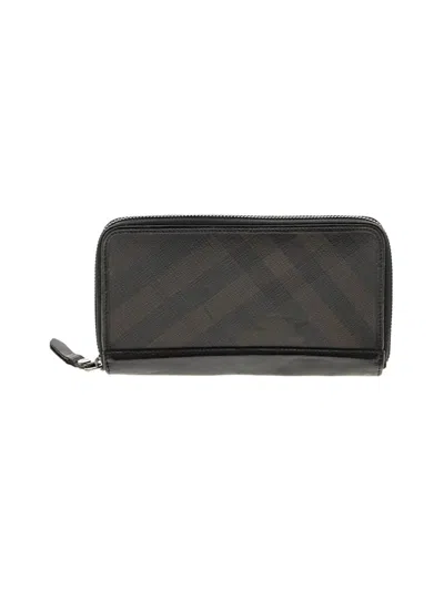 Pre-owned Burberry Wallet In Black