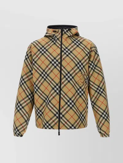 Burberry Waterproof Check Jacket With Hood And Elastic Cuffs In Cream